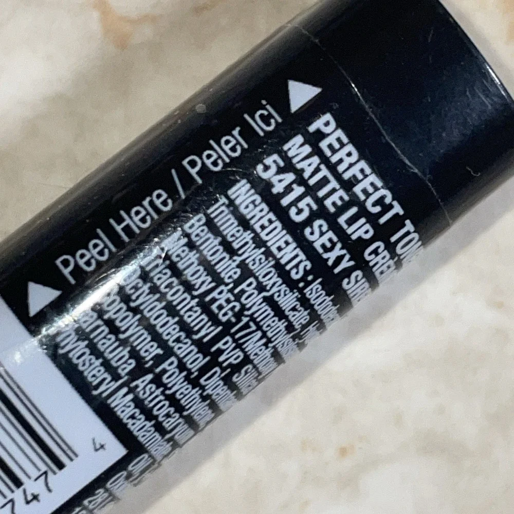 NIP ARDELL Pre-Mapped Lash Extensions & Perfect Tone Sexy Siren Liquid Matte Lip